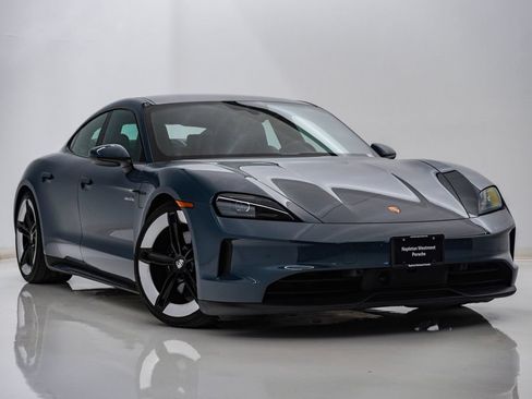 Certified 2025 Porsche Taycan AWD/4WD image 8