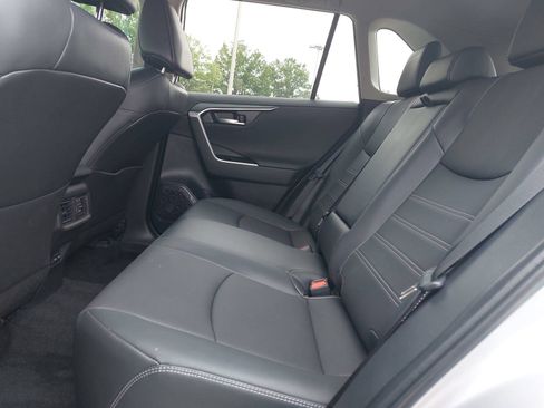 Used 2025 Toyota RAV4 Limited FWD image 14