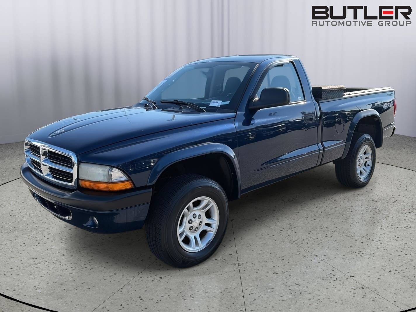 Used 2004 Dodge Dakota Sport w/ PWR Convenience Group AWD/4WD image 2