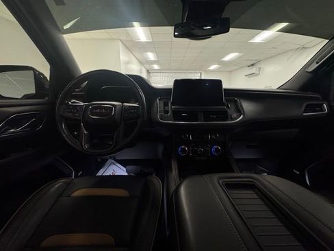 Used 2023 GMC Yukon XL AT4 w/ AT4 Premium Package image 13