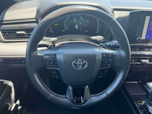 Certified 2025 Toyota Camry SE w/ Convenience Package AWD/4WD image 16