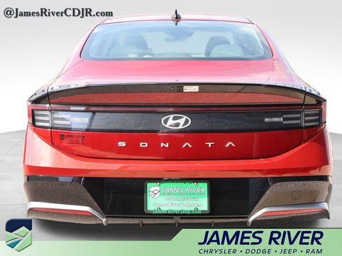 Used 2024 Hyundai Sonata SEL image 4