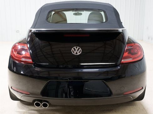 Used 2013 Volkswagen Beetle 2.5 image 6