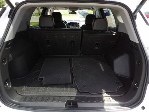 Certified 2022 GMC Terrain AT4 AWD/4WD image 33
