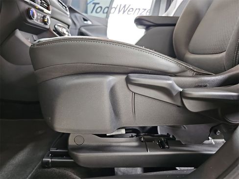 Used 2024 Buick Encore GX Preferred image 33