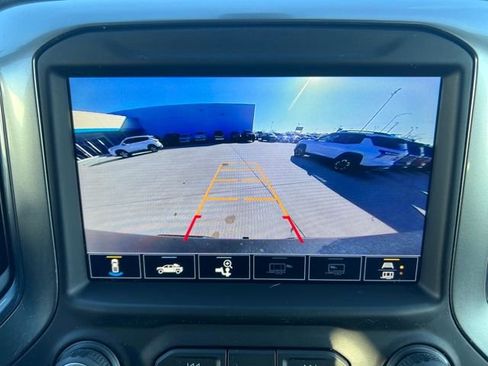 Used 2020 Chevrolet Silverado 1500 LT Trail Boss image 27