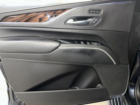 Certified 2023 Cadillac Escalade Sport Platinum w/ LPO, ONYX Package image 10