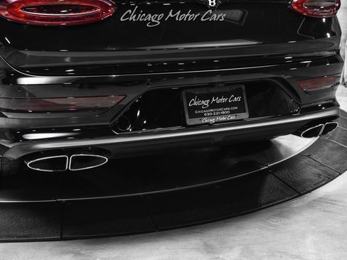 Used 2023 Bentley Bentayga Plug-In Hybrid image 43