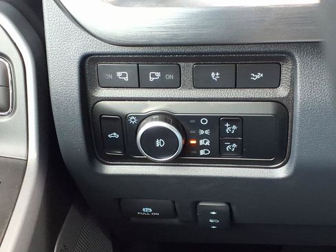 Used 2024 Ford F250 Lariat w/ Lariat Ultimate Package AWD/4WD image 33