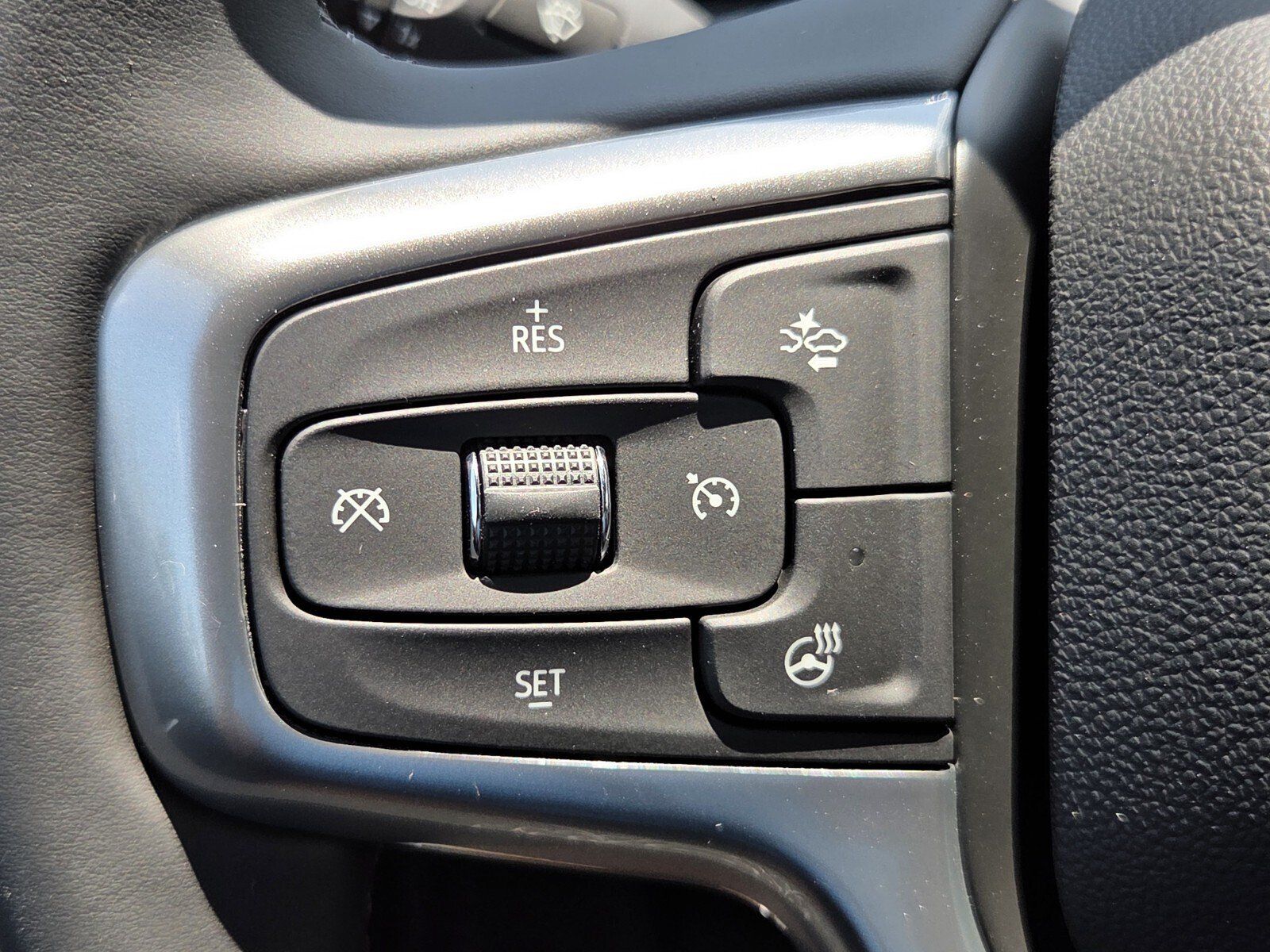 New 2026 Chevrolet Silverado 1500 LT w/ Protection Package AWD/4WD image 14