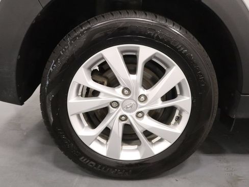 Used 2021 Hyundai Tucson SE FWD image 23