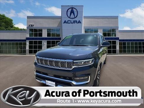 Used 2022 Jeep Grand Wagoneer Series III w/ Rear Seat Video Group 1 AWD/4WD image 1