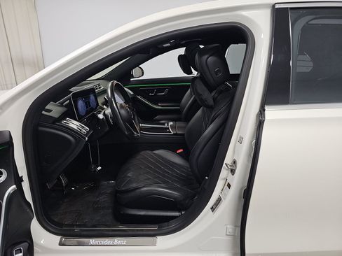 Used 2023 Mercedes-Benz S 580 4MATIC Sedan image 7