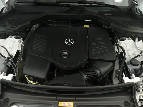 New 2026 Mercedes-Benz GLC 300 image 10