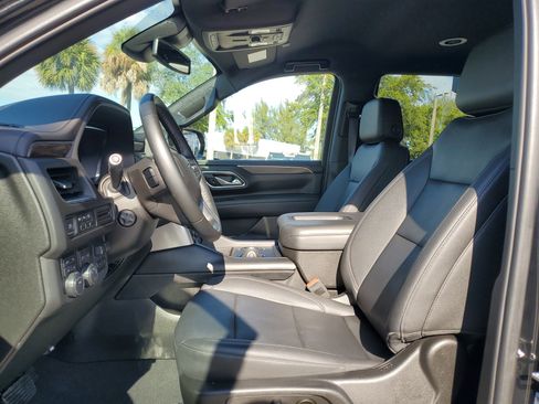 Used 2023 Chevrolet Tahoe Z71 w/ Luxury Package image 12