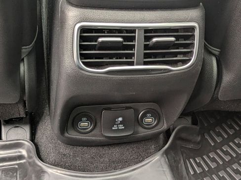 Used 2023 Hyundai Santa Fe Limited image 24