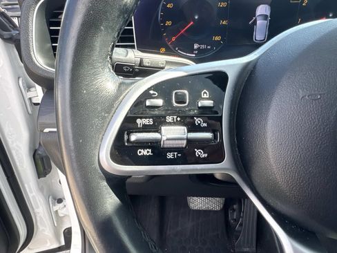 Used 2020 Mercedes-Benz GLE 350 4MATIC image 24