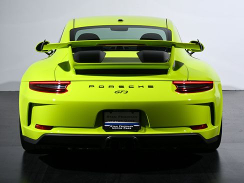 Used 2018 Porsche 911 GT3 RWD image 11