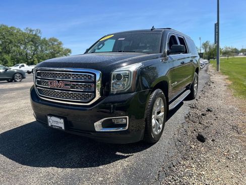Used 2019 GMC Yukon XL SLT w/ Open Road Package AWD/4WD image 43