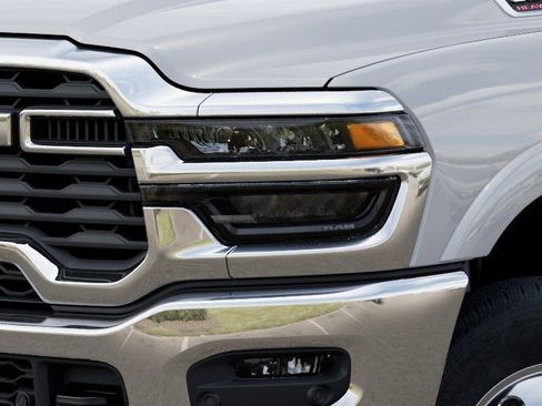 New 2026 RAM 3500 Big Horn AWD/4WD image 13