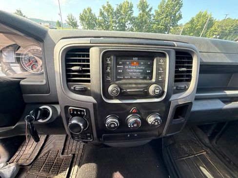Used 2015 RAM 1500 Express AWD/4WD image 41