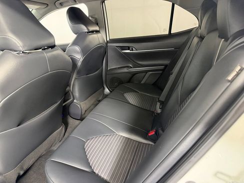 Used 2024 Toyota Camry SE w/ Convenience Package FWD image 31