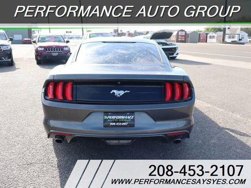 Used 2018 Ford Mustang Coupe image 6
