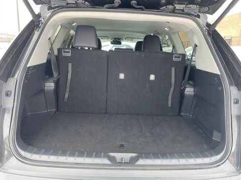 Used 2025 Toyota Grand Highlander FWD image 32