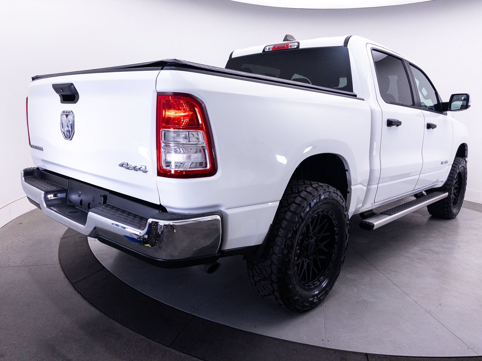 Used 2023 RAM 1500 Big Horn AWD/4WD image 19