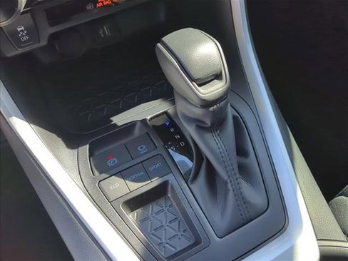 Used 2025 Toyota RAV4 LE image 22