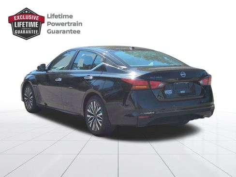 Certified 2024 Nissan Altima 2.5 SV image 5