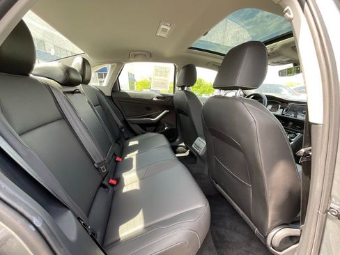 Used 2020 Volkswagen Jetta SE w/ SE Cold Weather Package FWD image 18