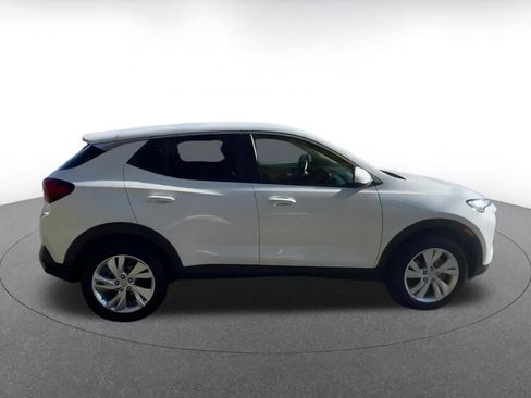 Used 2025 Buick Encore GX Preferred image 16