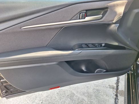 Used 2025 Toyota Camry LE image 29