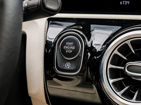 Used 2025 Mercedes-Benz CLA 250 4MATIC image 19