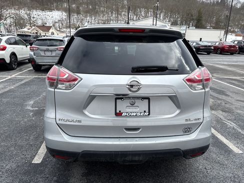 Used 2015 Nissan Rogue SL w/ SL Premium Package image 4