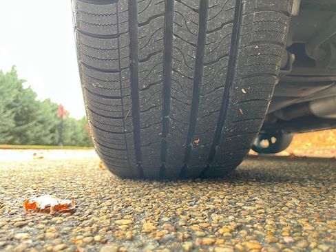 Used 2020 Cadillac Escalade ESV Premium Luxury image 55