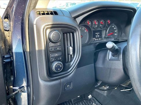 Used 2019 Chevrolet Silverado 1500 Custom w/ Custom Value Package image 24