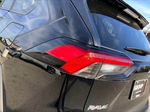 Used 2024 Toyota RAV4 XLE image 28
