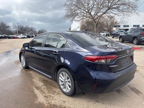 Used 2024 Toyota Corolla XLE image 7