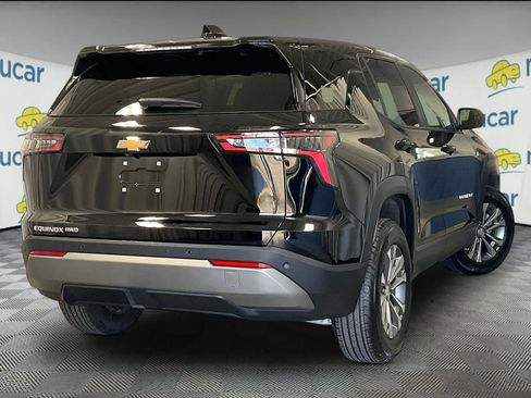 Used 2026 Chevrolet Equinox LT w/ Convenience Package II image 6