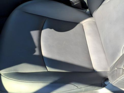 Used 2017 Toyota Prius Prime Advanced FWD image 15