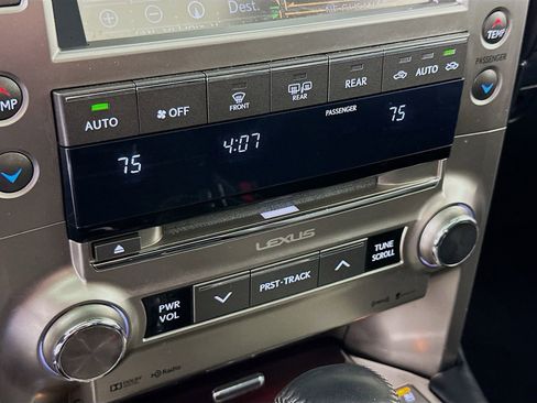 Used 2018 Lexus GX 460 Premium w/ Premium Package AWD/4WD image 16