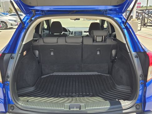 Used 2020 Honda HR-V EX image 17
