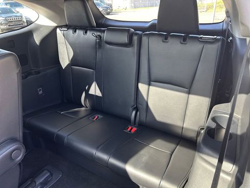 Used 2023 Toyota Highlander Platinum AWD/4WD image 31