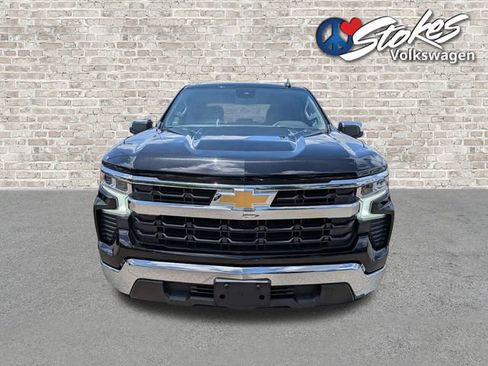 Used 2025 Chevrolet Silverado 1500 LT RWD image 9