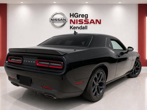 Used 2021 Dodge Challenger GT w/ Blacktop Package RWD image 4