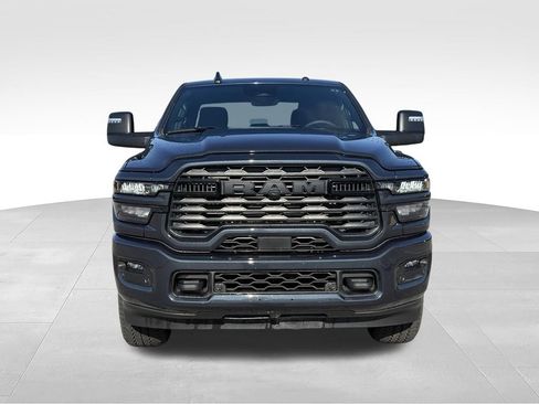 Used 2025 RAM 2500 Big Horn AWD/4WD image 24