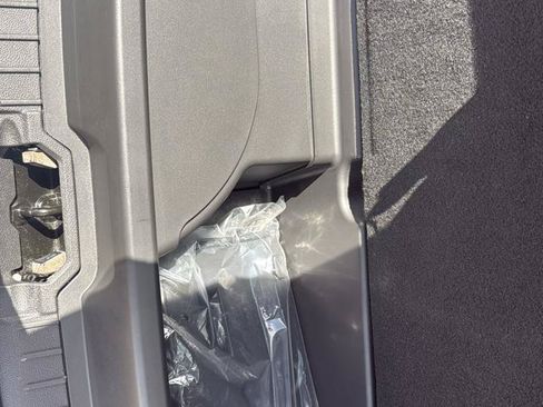 Used 2016 Ford C-MAX SE FWD image 21