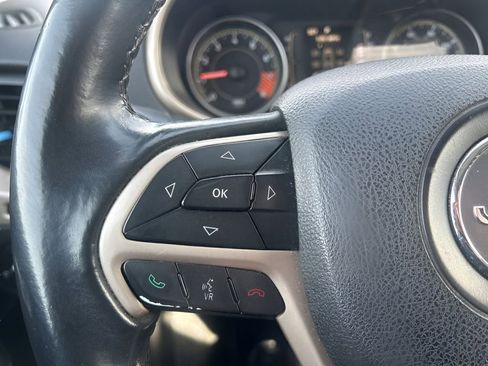 Used 2014 Jeep Cherokee Latitude image 24